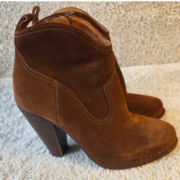 Frye Madeline Short Womens Size 6 Cognac Suede Leather Western High Heel Boot‎ - Picture 3 of 12